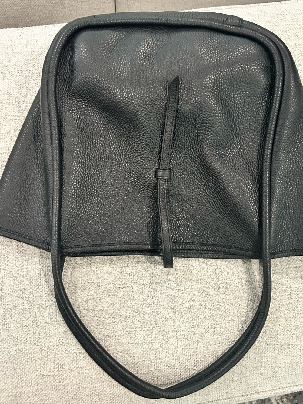 Classic black Pebbled Leather Tote Handbag - Picture 2 of 5